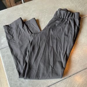 Lululemon on the fly pant